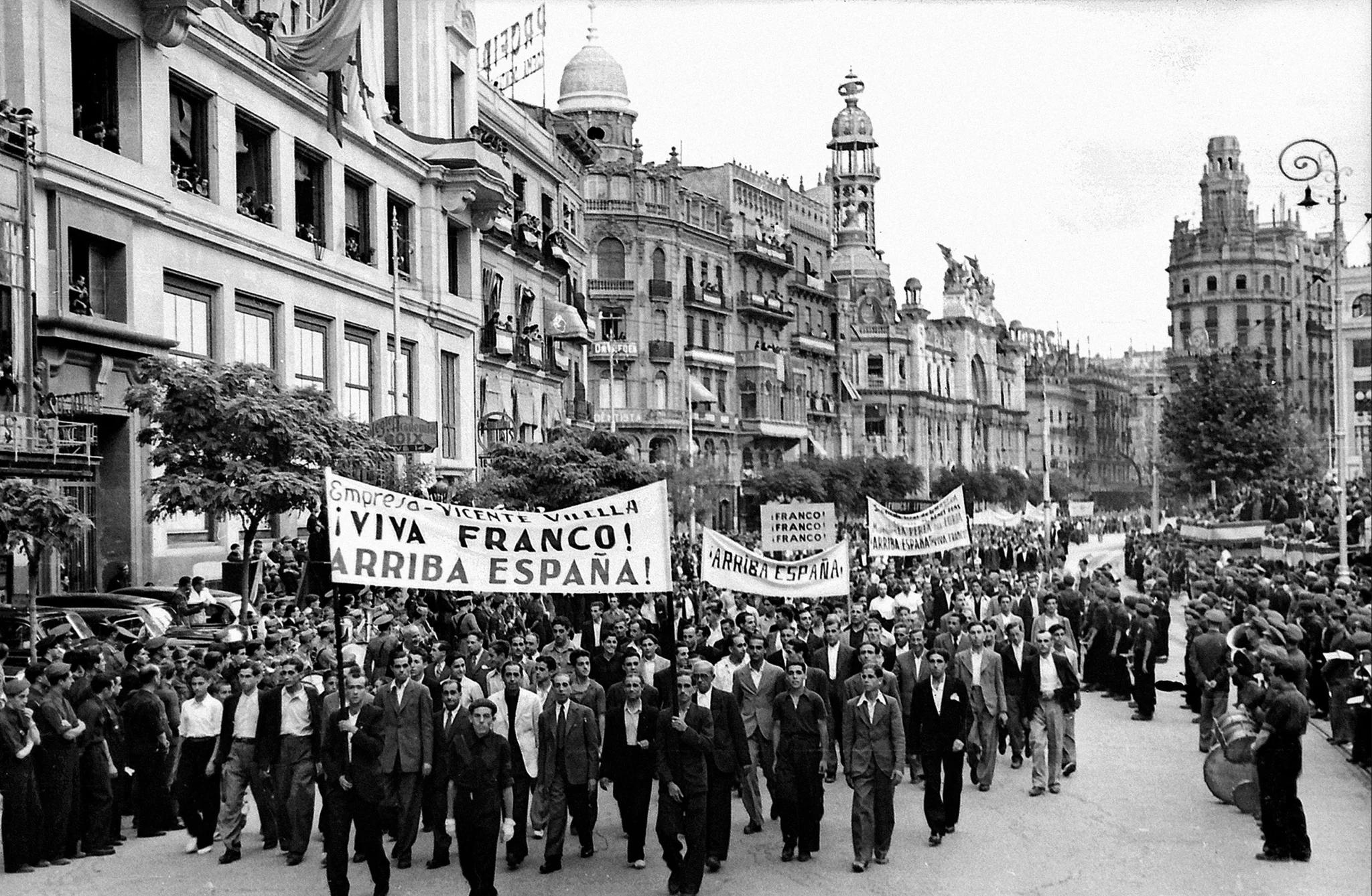 Luis Vidal Corella. Photographic chronicle of the post-war period in Valencia
